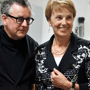 Schauspieler Johannes Silberschneider und Leiterin der HörBibliothek Mariahilf Christa Wiener-Pucher